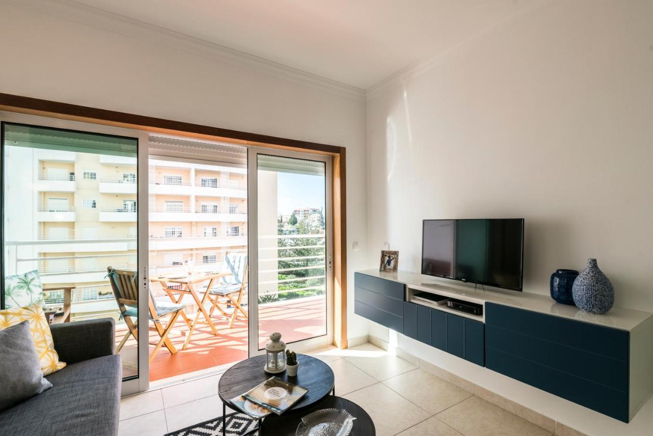 Algarve Beach Vibes Apartment, Wifi, Pool, Ac, Bbq Portimão Extérieur photo