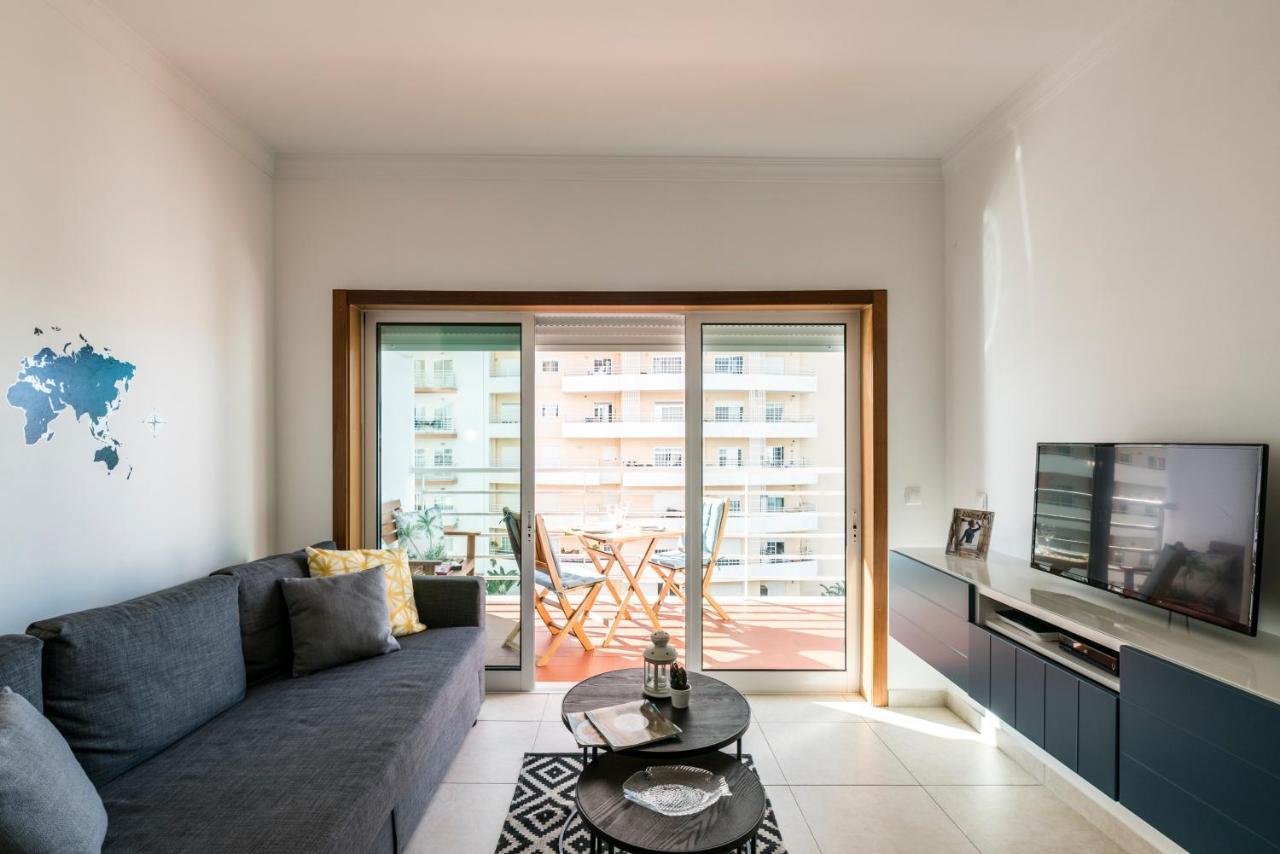 Algarve Beach Vibes Apartment, Wifi, Pool, Ac, Bbq Portimão Extérieur photo